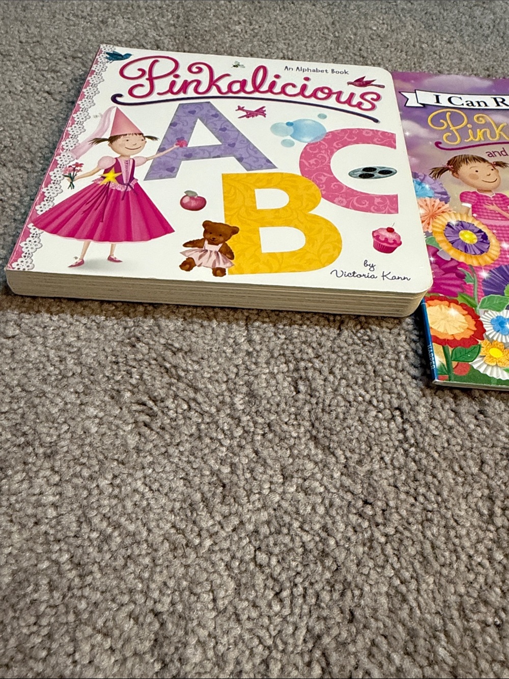 Pinkalicious Book Set - ABCs and The Flower Fairy 🌺 - Picture 2 of 7